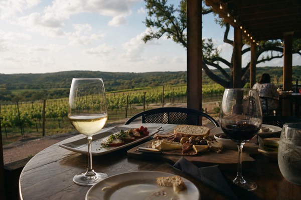 Fredericksburg Texas Area Wine Tastings: 3 Wineries and Lunch